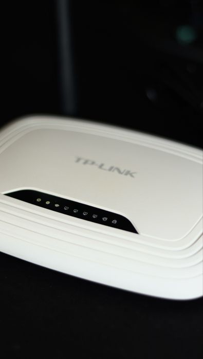Deeper wzmacniacz zasięgu Wi-Fi Range Extender + Kabel 9V