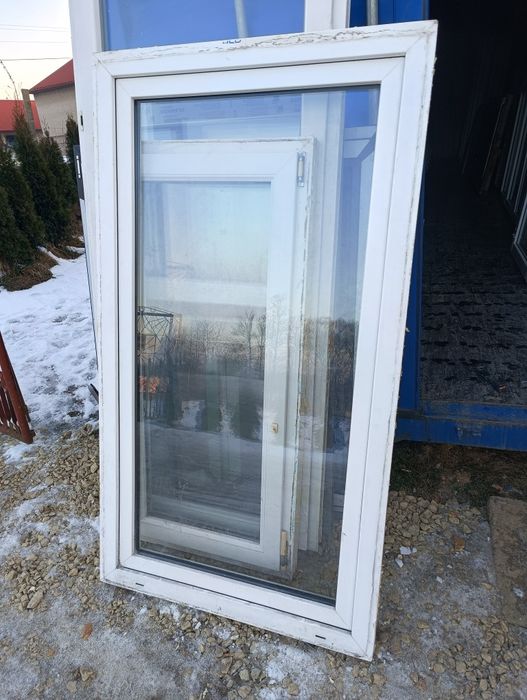 Okno balkonowe 94x170 rozwierno uchylne plastikowe białe