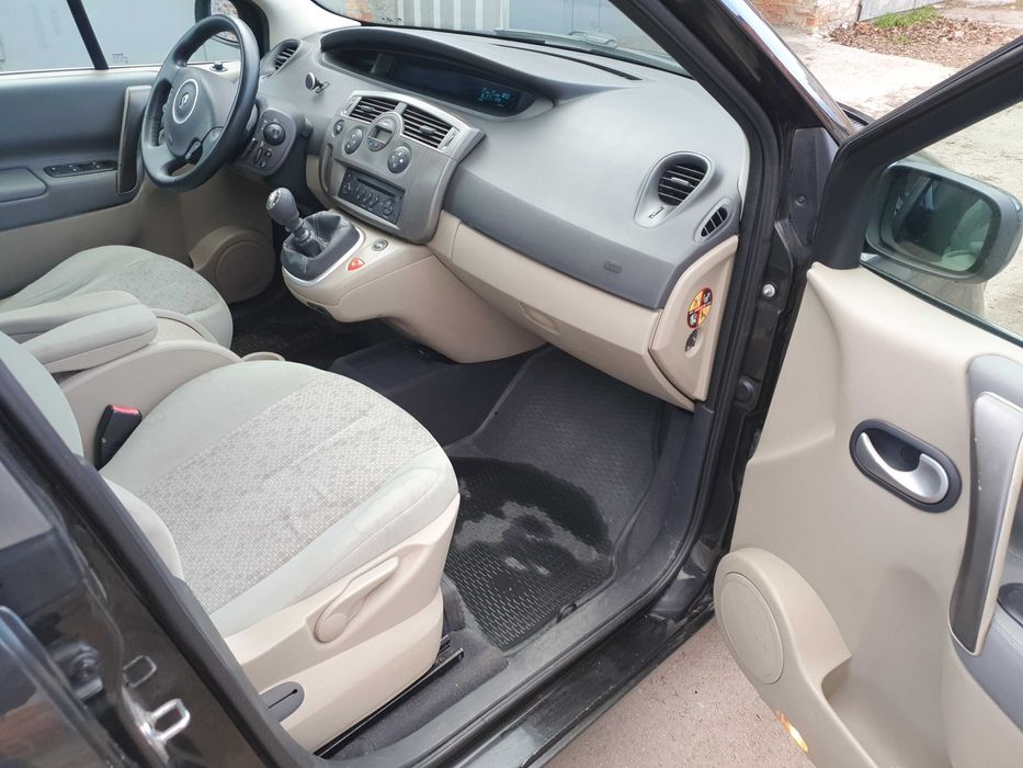 Renault Scenic 2 2007 (рестайлинг)