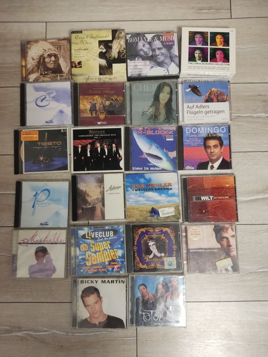 Продам CD диски .