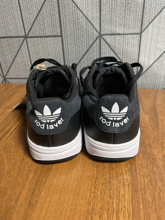 Чоловічі кросівки Adidas Rod Laver