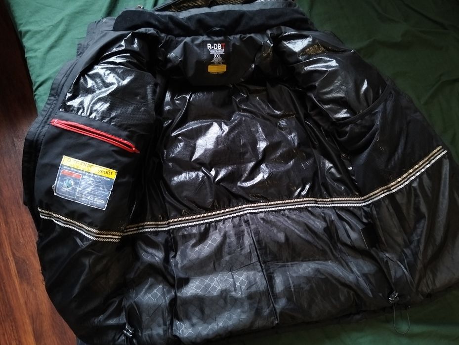 Продам чоловічу зимову куртку R-DBT Fashion (XXL)