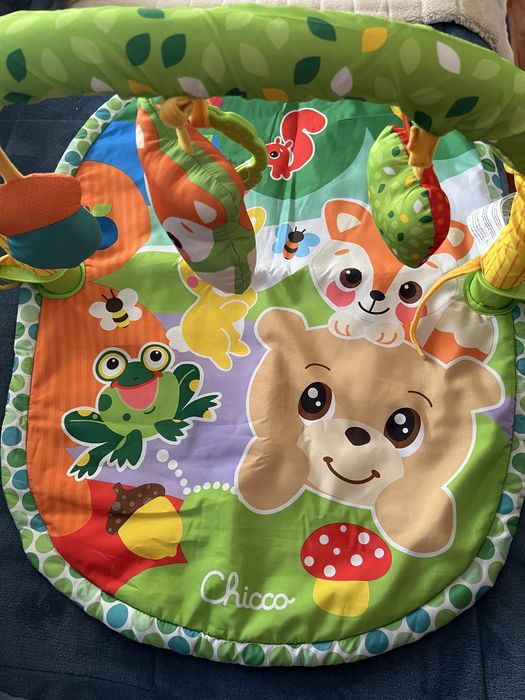 Tapete actividades Chicco