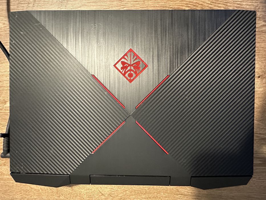 Продам игровой ноутбук HP omen i7-9750/rtx 2060/120hz