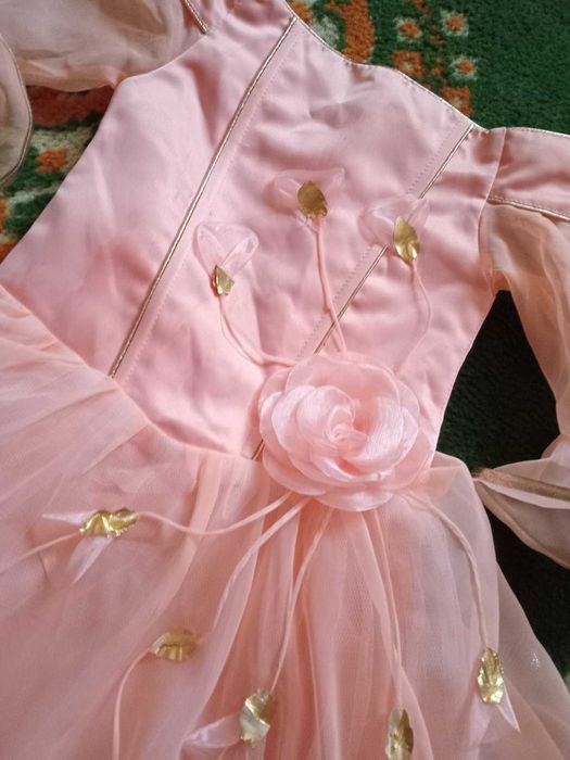 Нарядные платья .