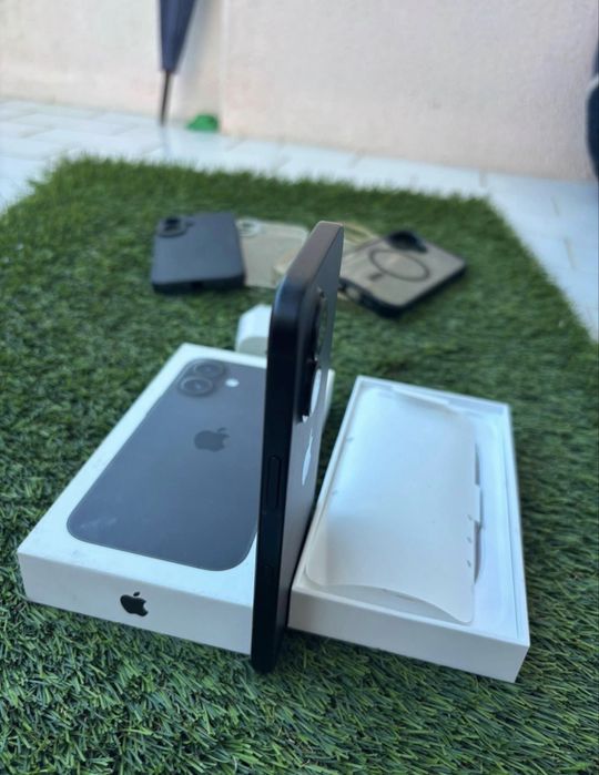 iPhone 16 128gb