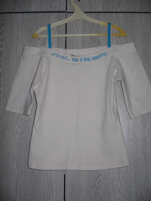 Футболка белая с бирюзовыми брителями Costa Blanca