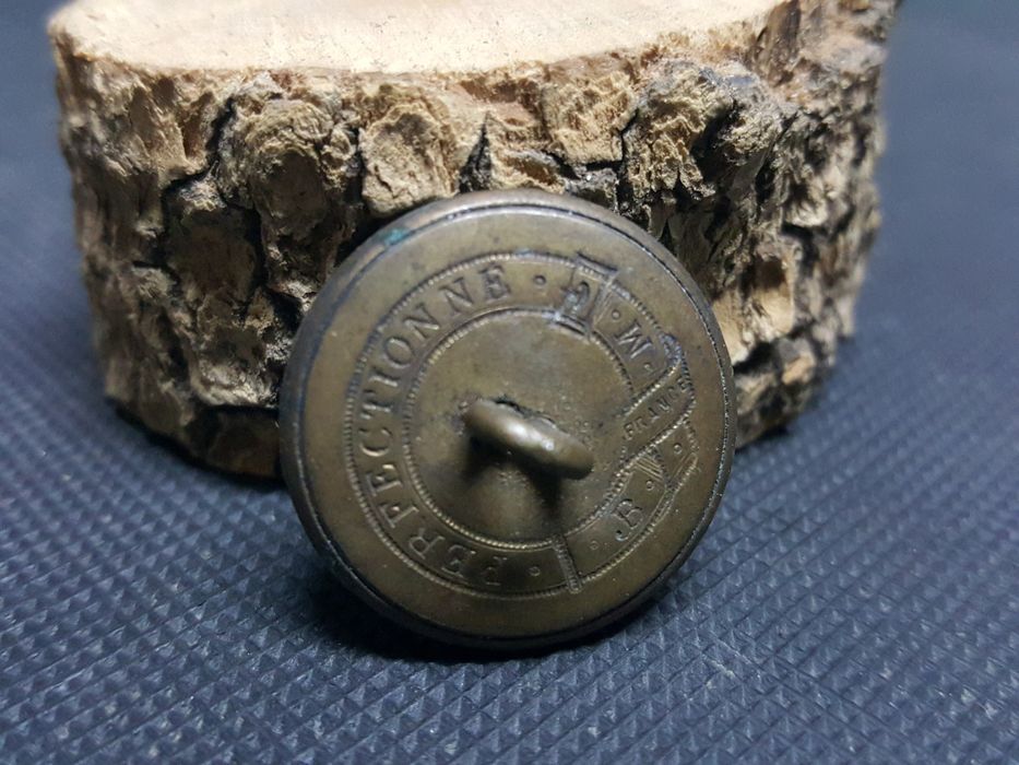 2 botões em latão para colecionador