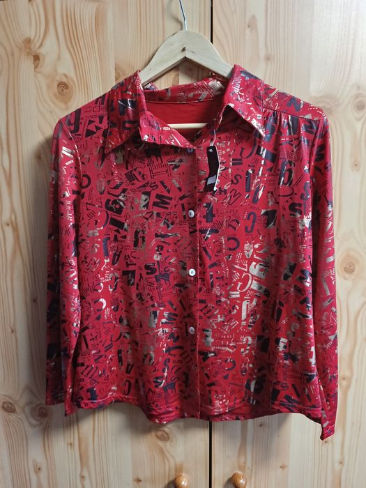 Продам блузку жіночу