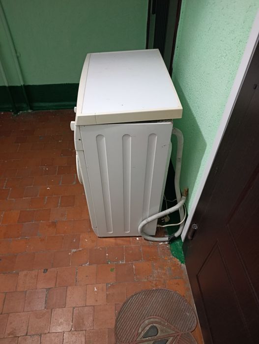 Продам стиральную машину Bosch,оригинал