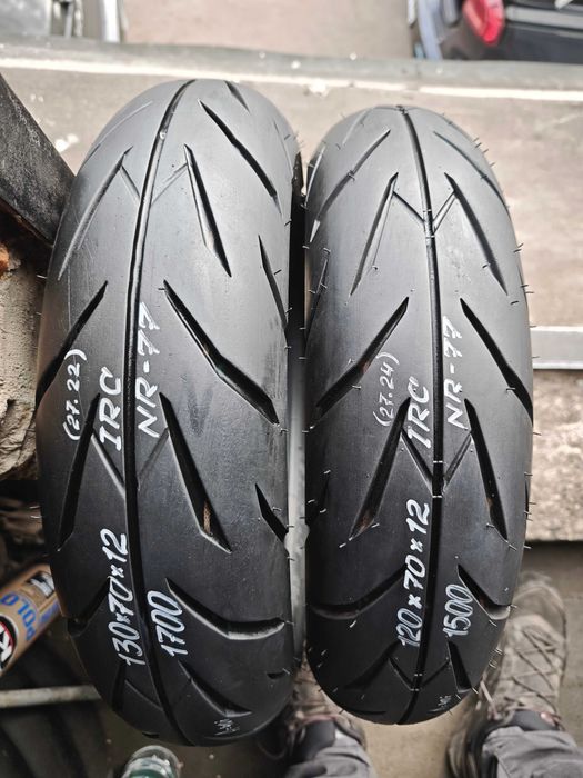 Мотошина на скутер 120 130 / 70 80 R12