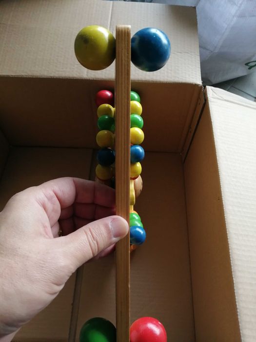 Brinquedo didático em madeira