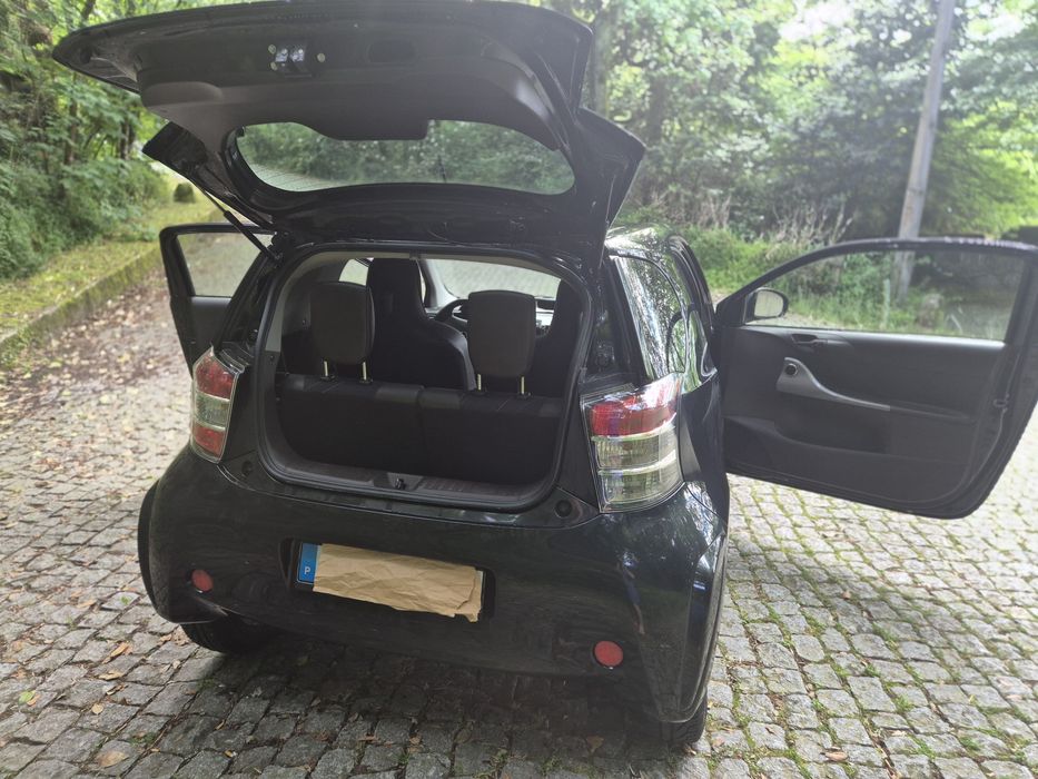 Toyota IQ 1.0 VVT-i