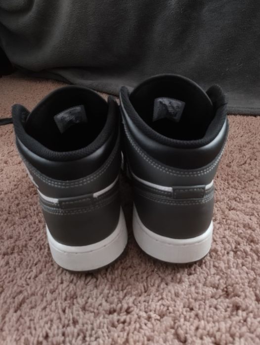 Ténis Air Jordan mid n 36.5