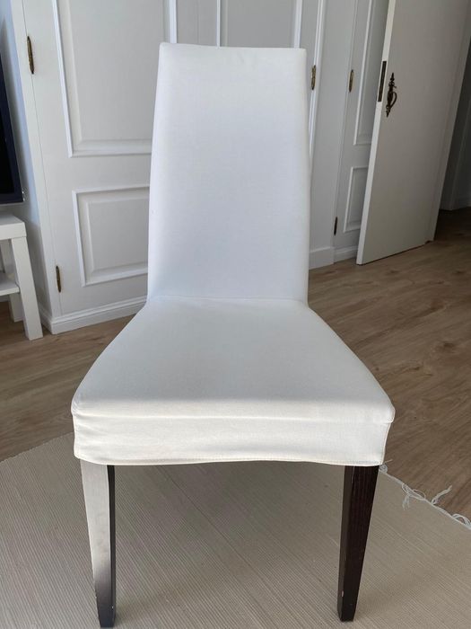 Mesa de Refeições, Cadeiras e Móvel para TV