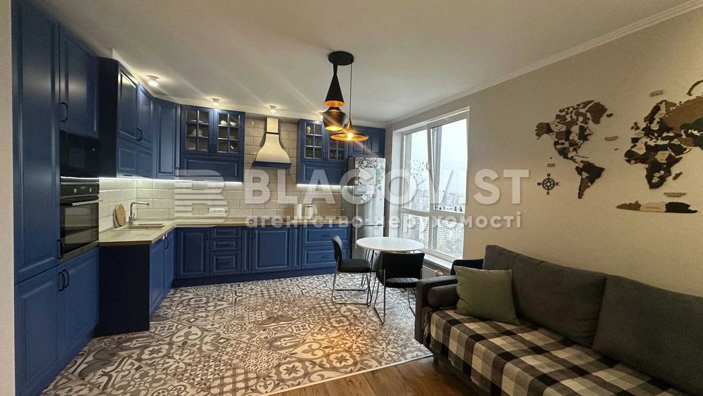 Apartment in Kyiv - View 4