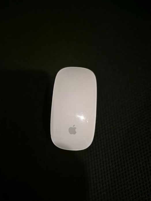 mouse apple  A1657, sem anomalia