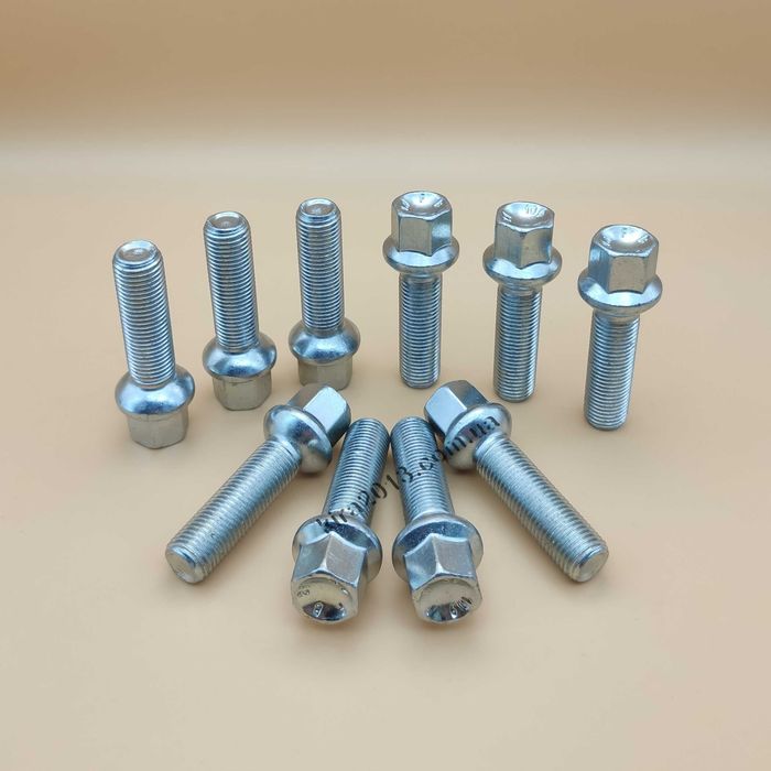 Колесные болты Мерседес М14х1,5 45мм сфера длинные болты Mercedes