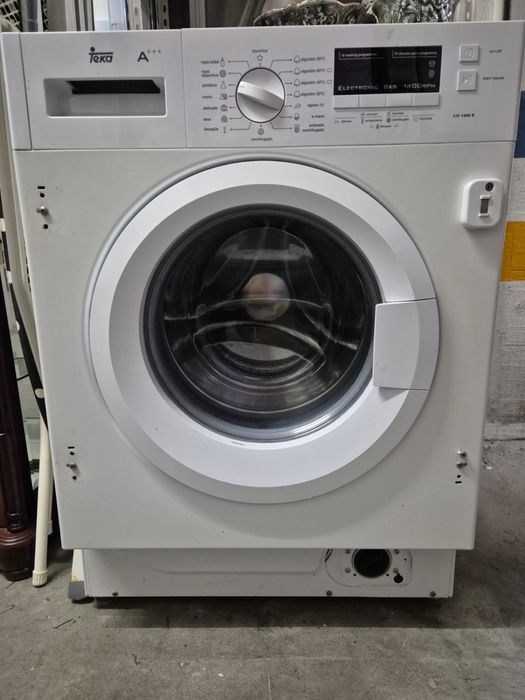 Máquina de lavar roupa encastrável Teka A+++ -como nova