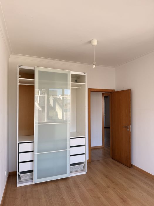 T2 Algés junto finanças