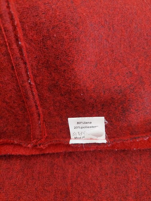 Sprzedam żakiet z owczej wełny włoskiej firmy!