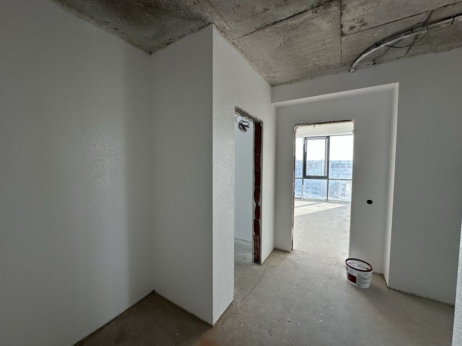 Продам в центрі Sky center 3 км площа 100м2