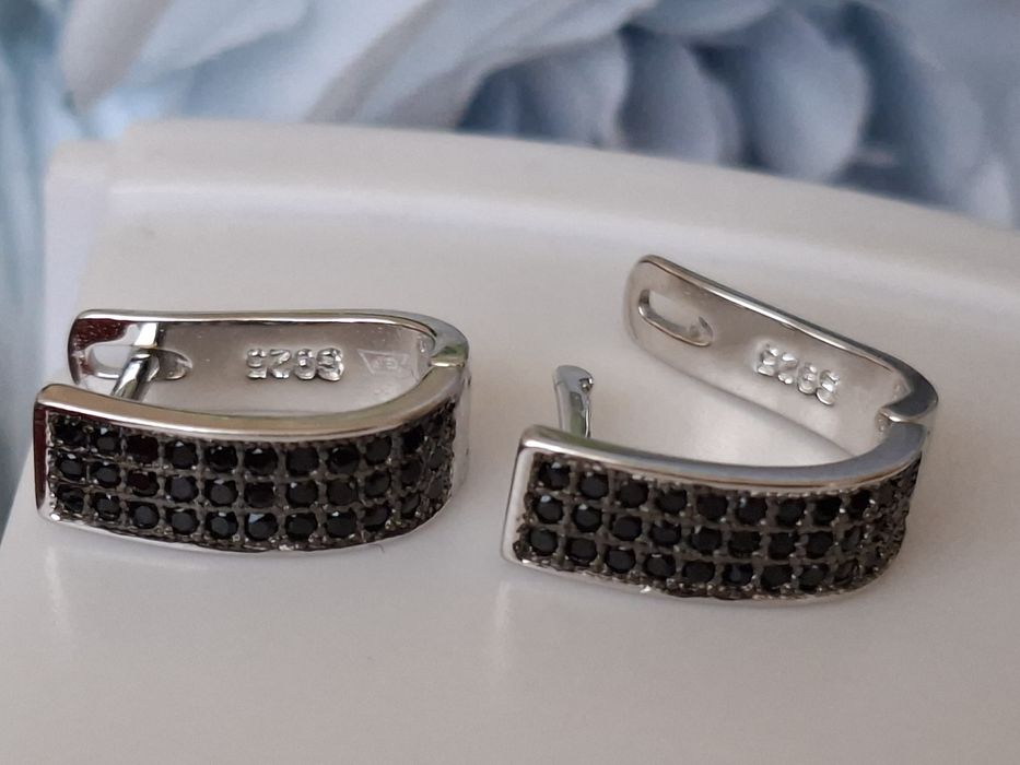 Srebrne kolczyki z zapięciem angielskim 925