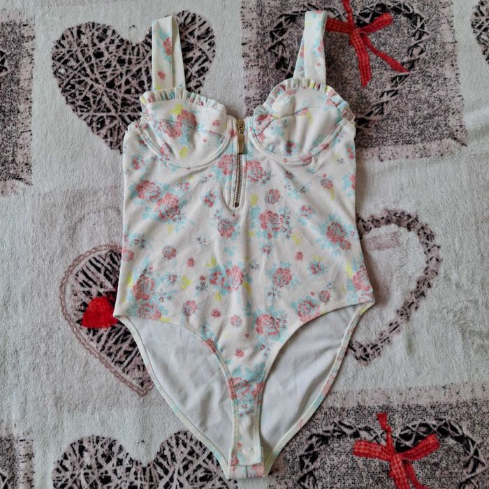 Body w stylu retro w kolorze ecru River Island