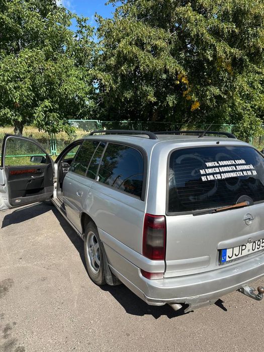 Продам автомобіль opel omega b