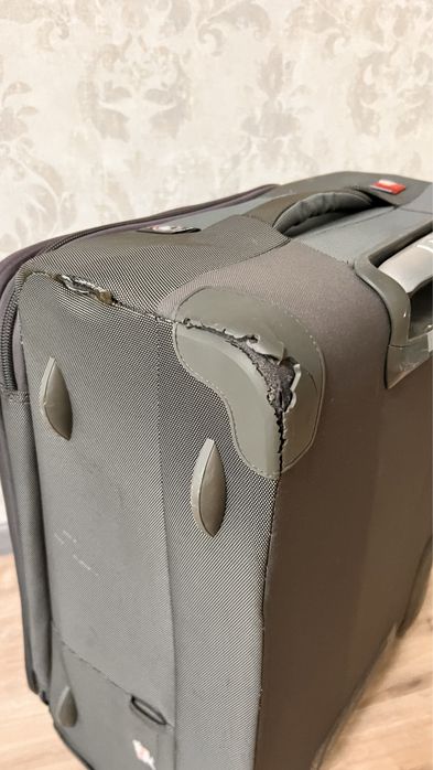 Валіза Delsey