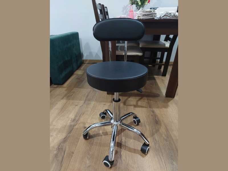 Hoker fryzjerski OBROTOWY krzesło kosmetyczne czarne na kółkach NOWY!