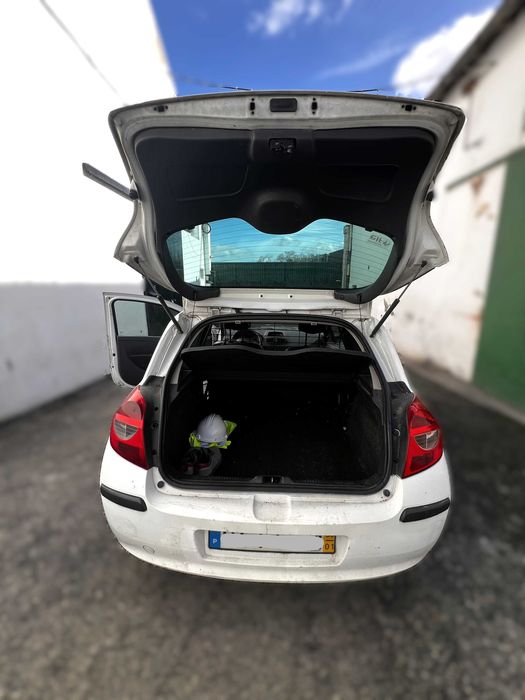 2008 Renault clio comercial
