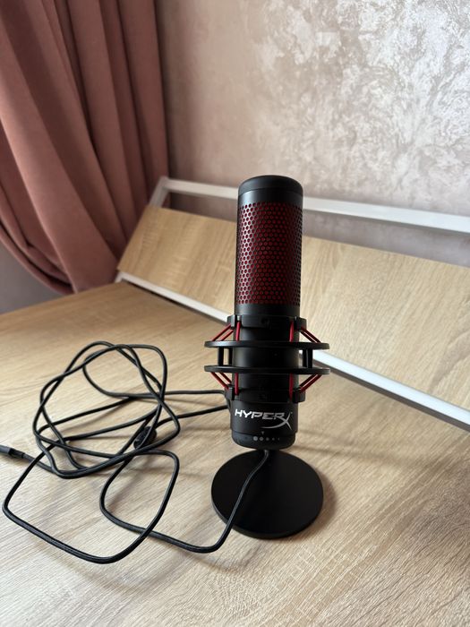 микрофон HyperX QuadCast USB