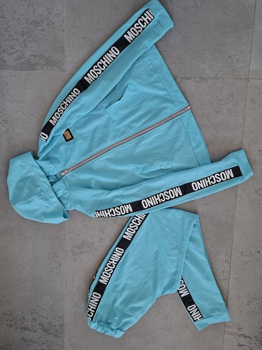 Dres Moschino bluza+spodnie  S Nowy