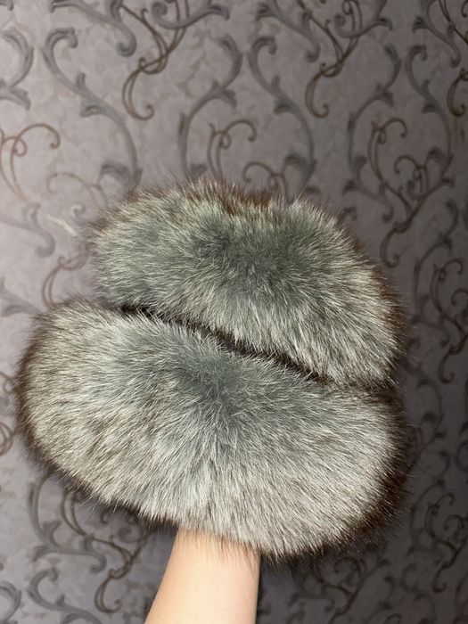 Шапка з песця зелена