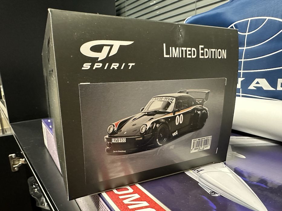 Porsche 911 (930) RWB 1:18 GT Spirit
