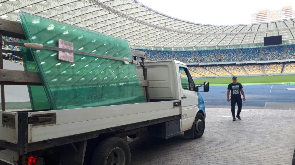 Разгрузим стекло. Занести зеркало. Грузчики