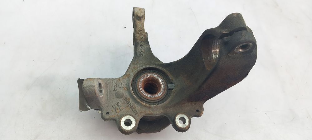 Manga de eixo frente esquerda FORD Focus II (DA_)