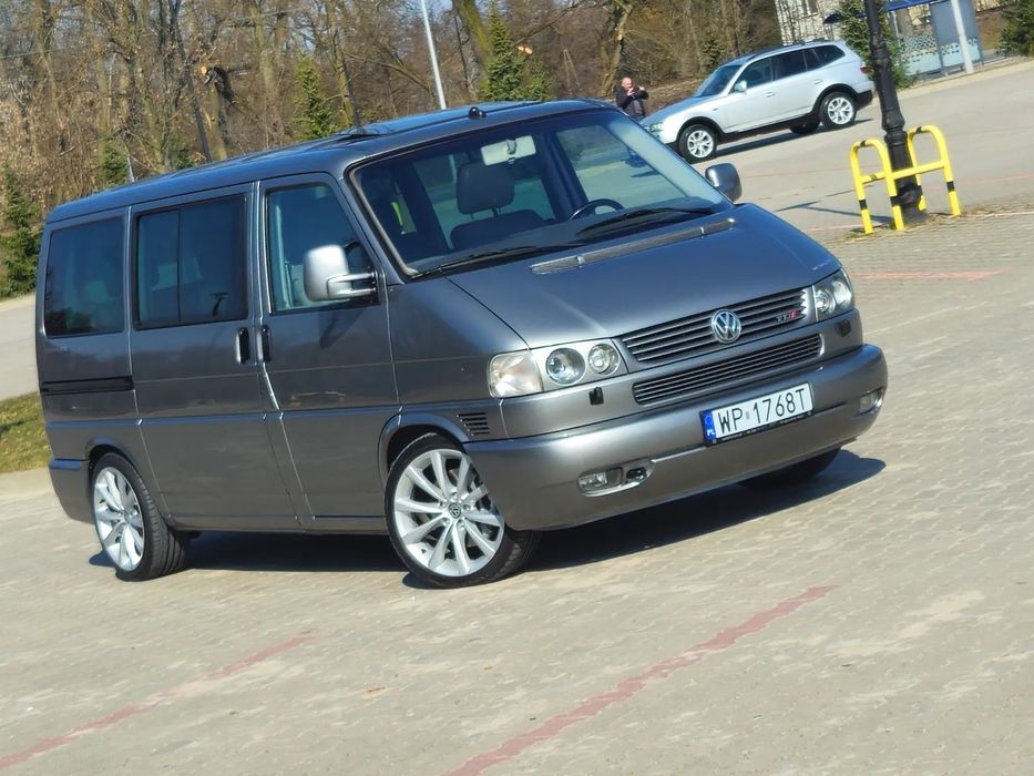 Volkswagen Multivan _Highline_151km_AXG_Max Opcja_