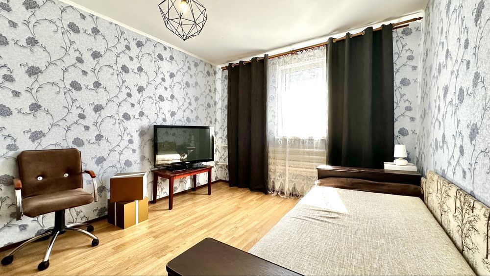 Продажа будинок з ремонтом, газове опалення, поряд з парком