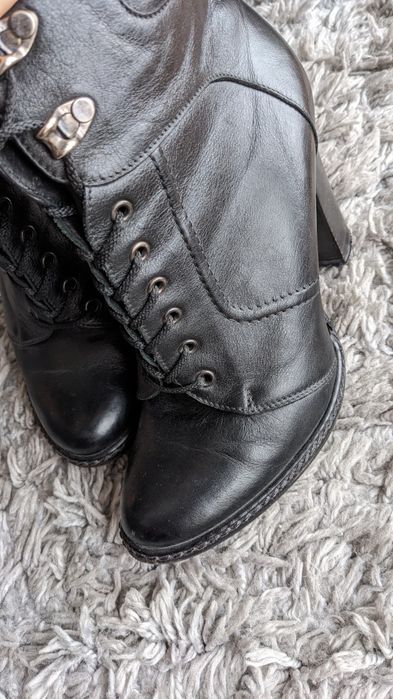 Чобітки шкіряні демісезон весна/осінь 37р