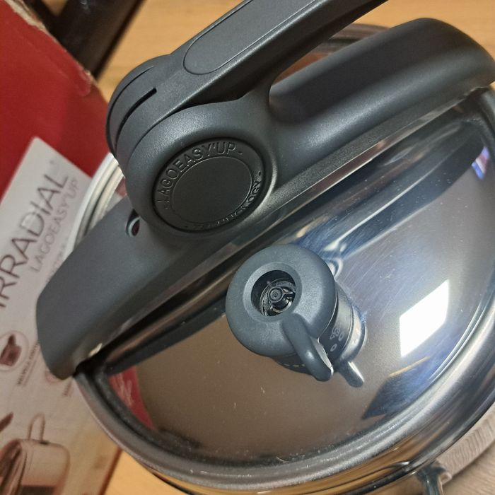 Szybkowar ze stali nierdzewnej 5l