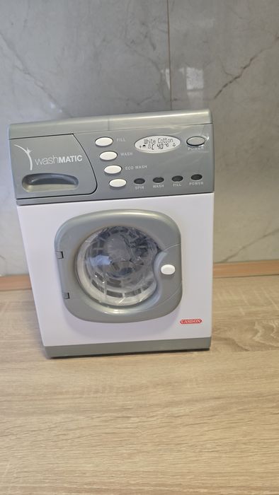 Стіральна машинка дитяча.