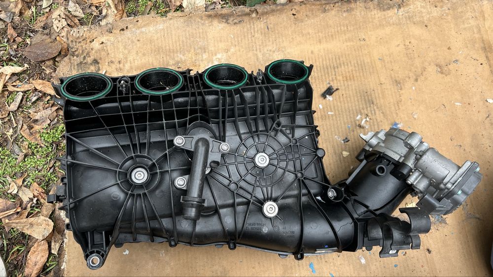 Впускной коллектор B48