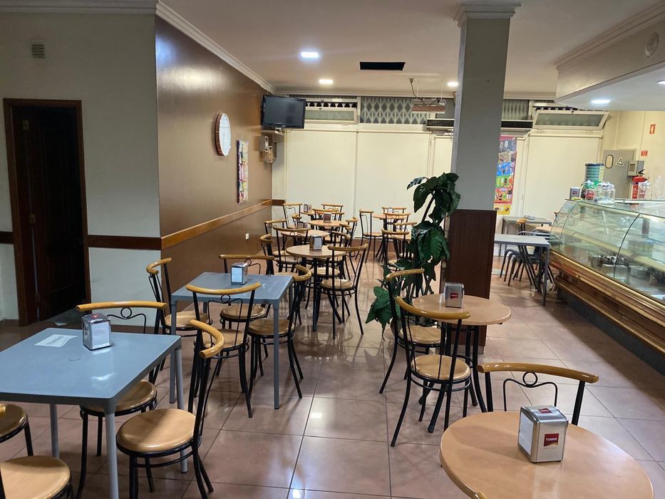 Trespasse de pastelaria - URGENTE