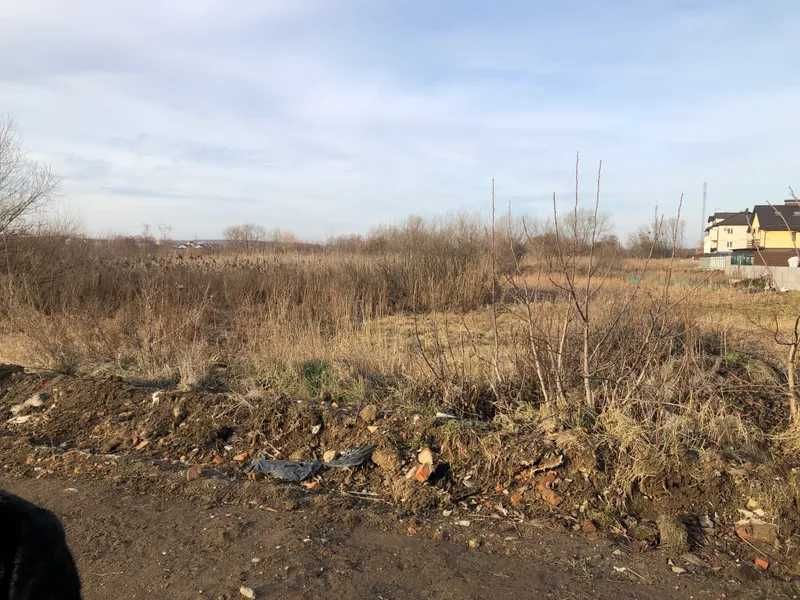 Земельна ділянка (0,0858 га) - пр-т Юності лівий берег ставу «Поділля»