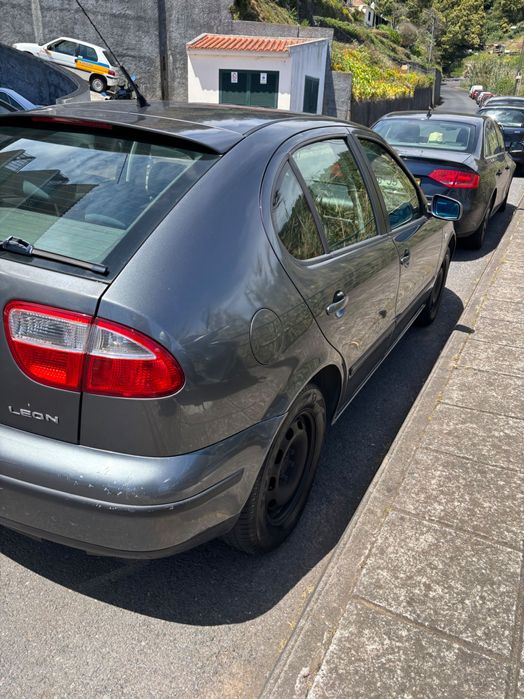 Carro Seat Leon 2002