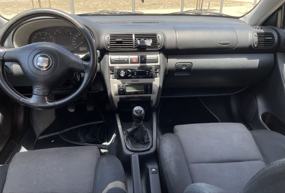Seat leon 1.4 gasolina 2004