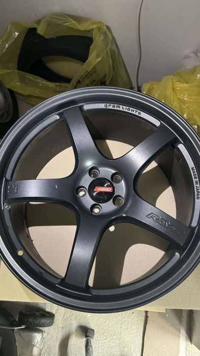 Kute felgi 19 Rays Gran Lights 57 CR