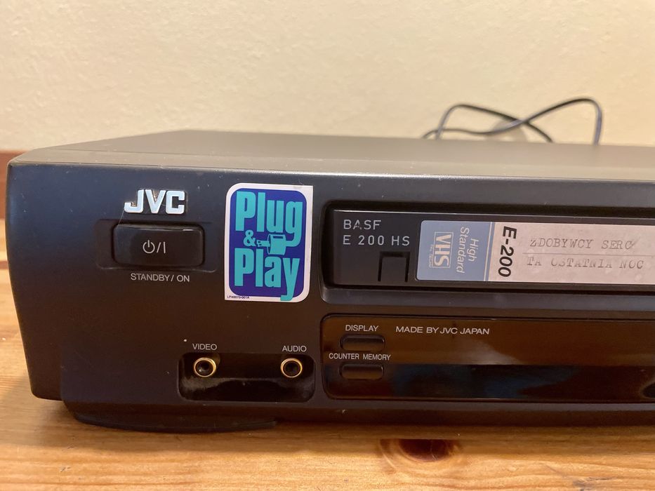 Magnetowid JVC HR -J249EE
